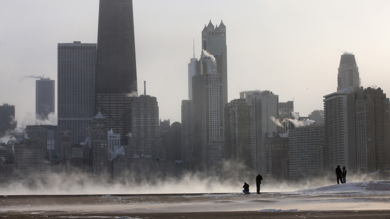 Illustration for article titled 21 Pictures of Chicago's Modern-Day Ice Age